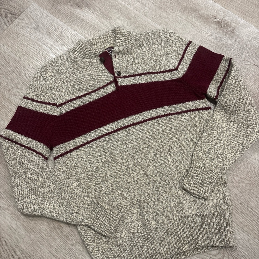 Vintage Victoria dry goods made in the USA wool sweater size M